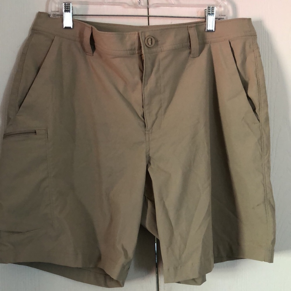 Men’s men’s tan loose Under armor Tan Casual Shorts